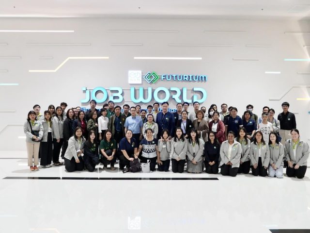 The Department of Science and Technology provides training and study tours to enhance capabilities in science and future careers, in order to develop a science, technology, and innovation information resource system and upgrade the knowledge and skills of personnel in the Science, Technology, and Innovation Network.